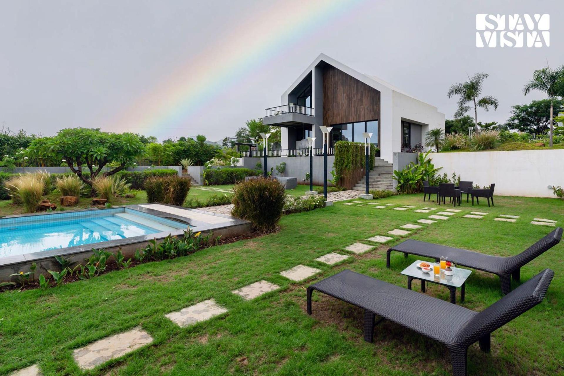 Stayvista At The Rainfield Villa With Gazebo & Lawn Nashik Exterior photo